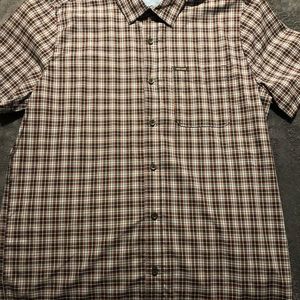 Men’s volcom button down shirt size Medium